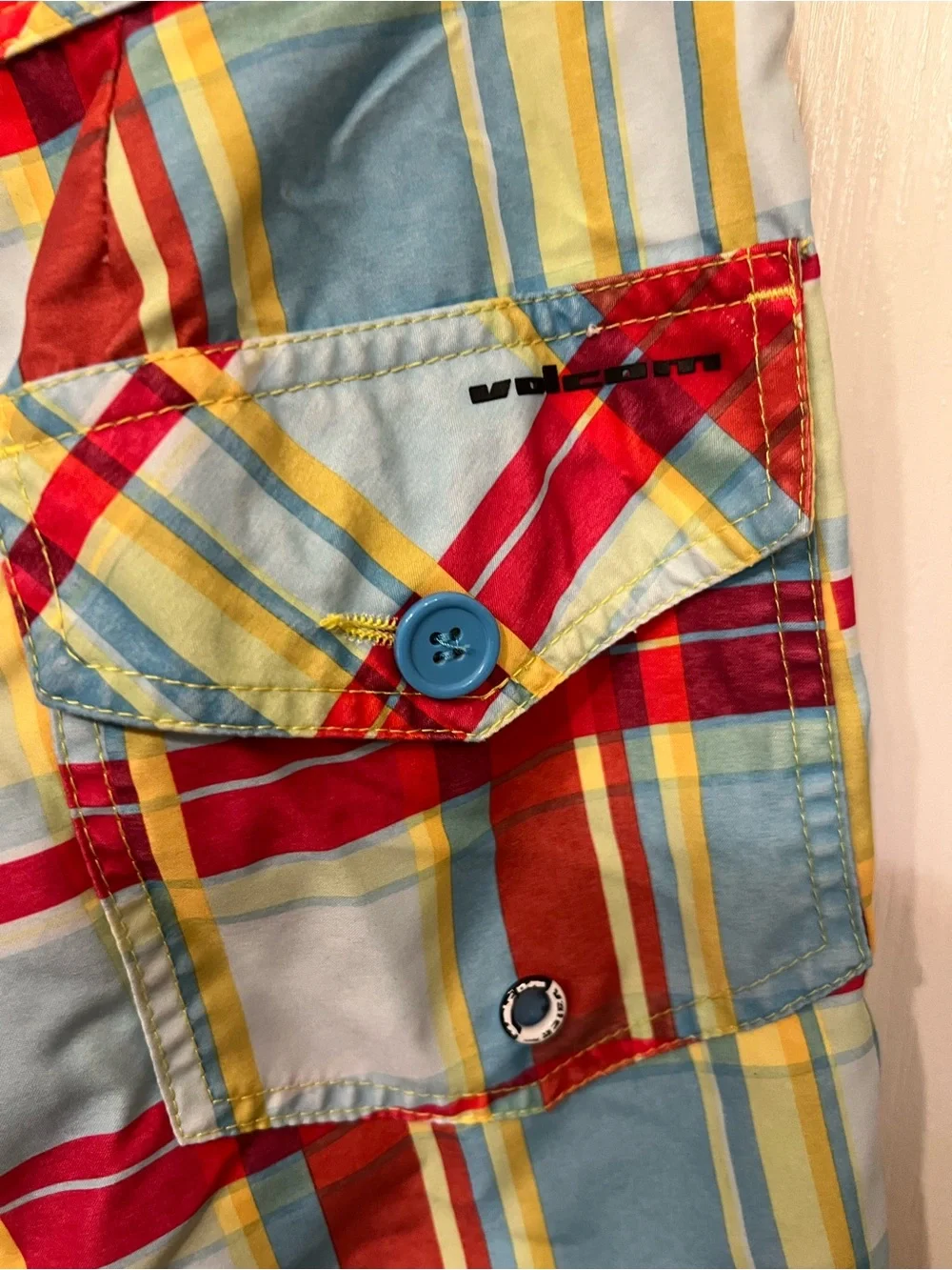 Volcom Men’s Plaid Swim Trunks in Yellow, Red & Blue, Size 32